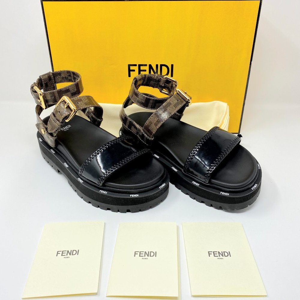 SANDALS Sandals in glossy black neoprene